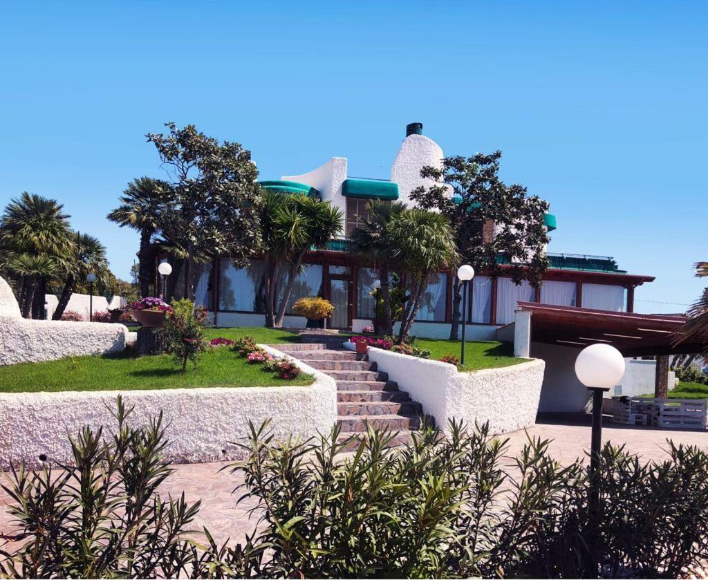 Villalessandra Civitavecchia Extérieur photo